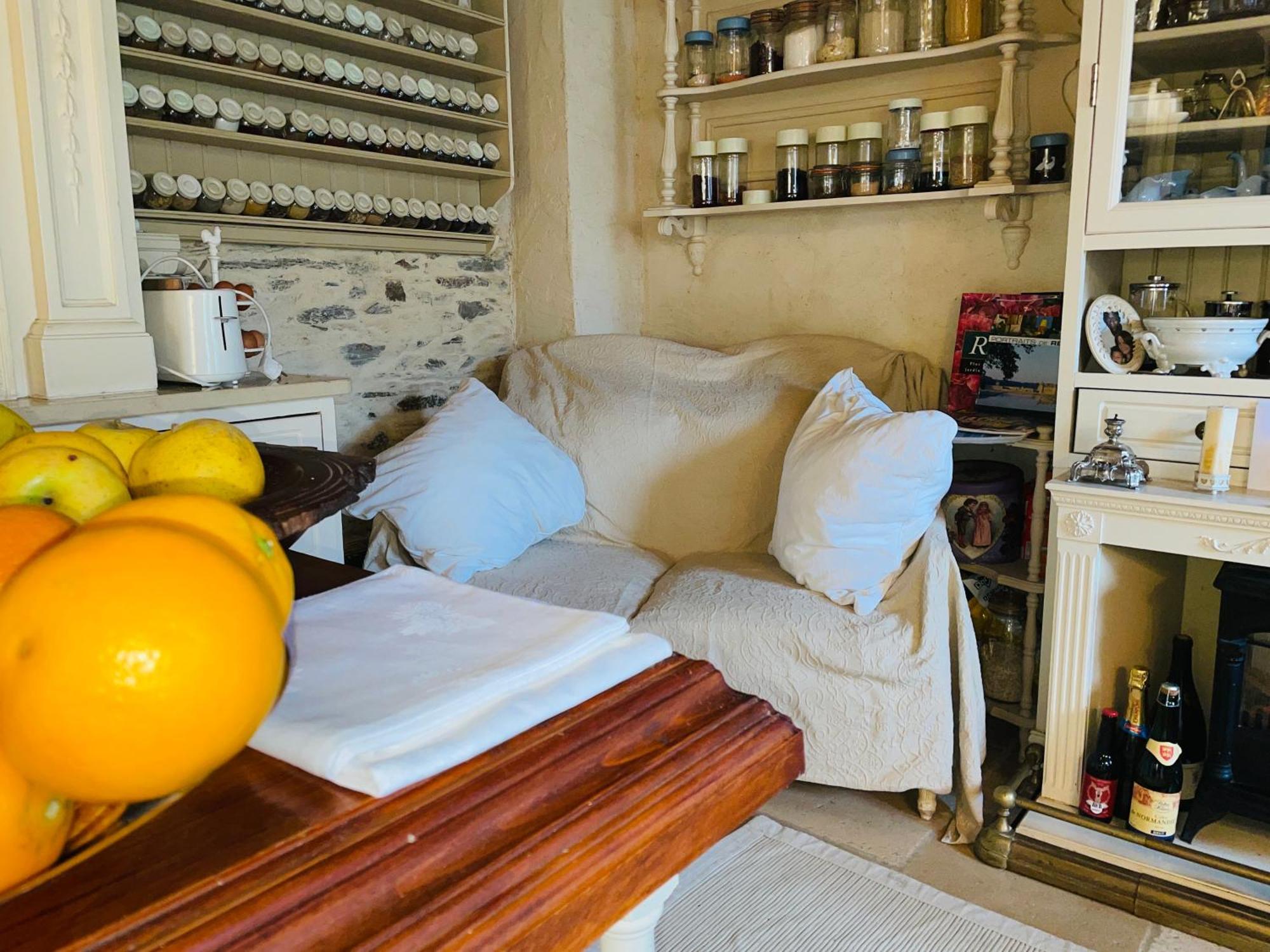 Chambre De Charme Dans Un Jardin De 1500M2 Nueil-sur-Layon 外观 照片